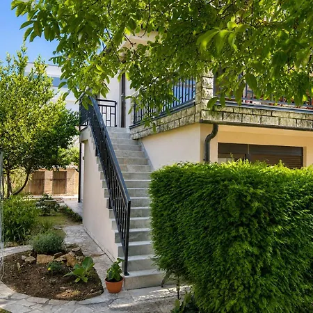 House With Shared Pool Penzion