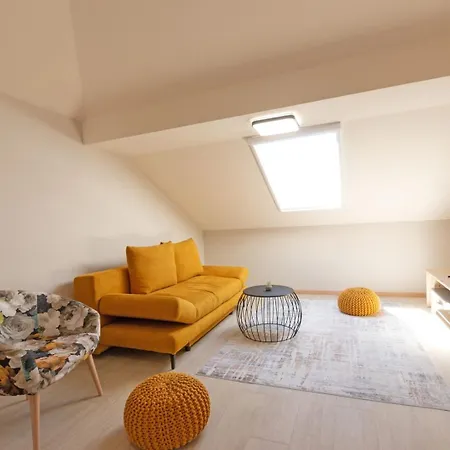 Penzion House With Shared Pool Premantura